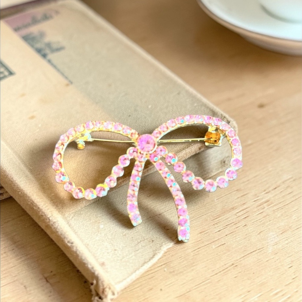 Pink‎ Crystal Bow Brooch - Women Accessories